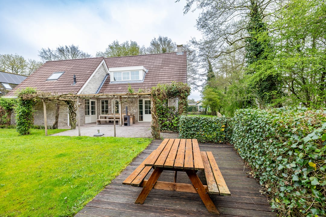 Foto 2 van Klaproos 44