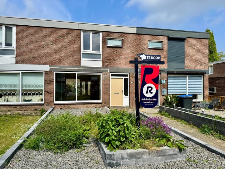 Foto 1 van Mr. van Houtenstraat 4