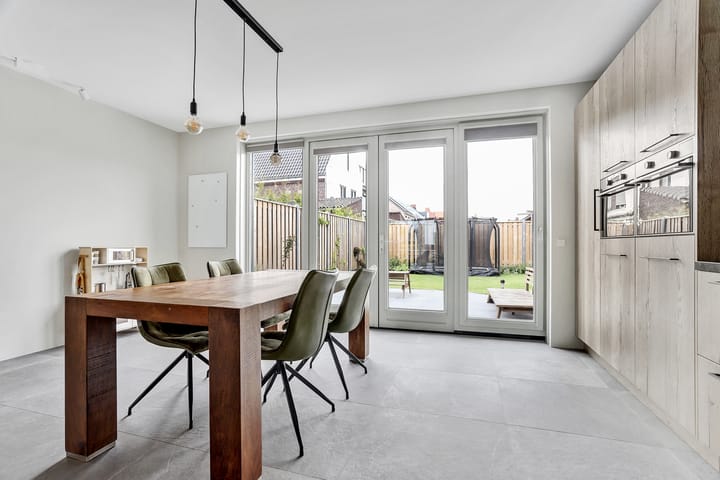 Foto 8 van Coupeuse 3