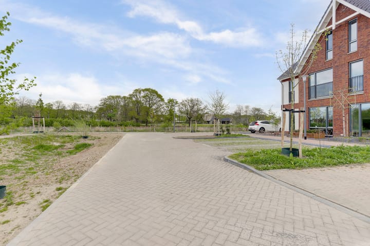 Foto 50 van Coupeuse 3