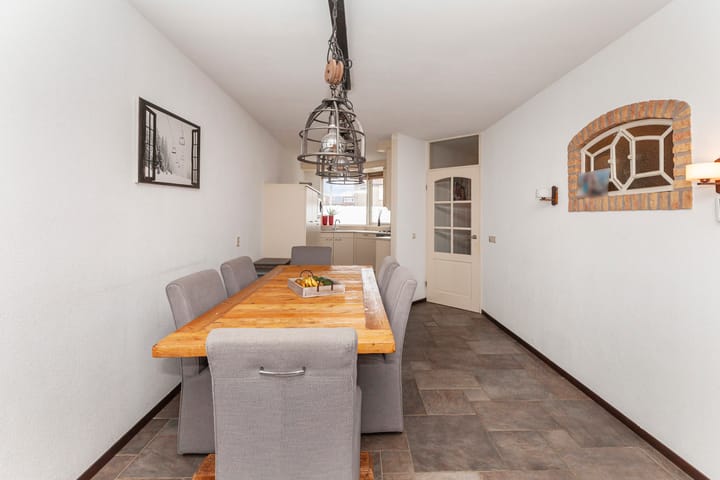 Foto 10 van Mattenbies 12