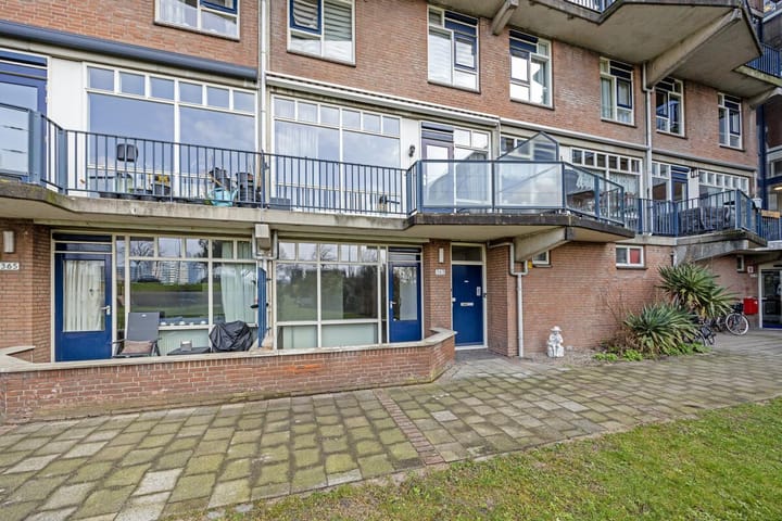 Photo 4 of Oostmaaslaan 363