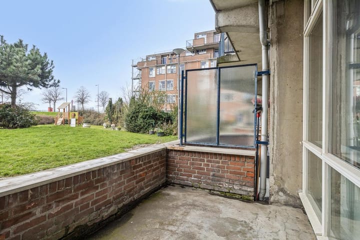 Photo 13 of Oostmaaslaan 363