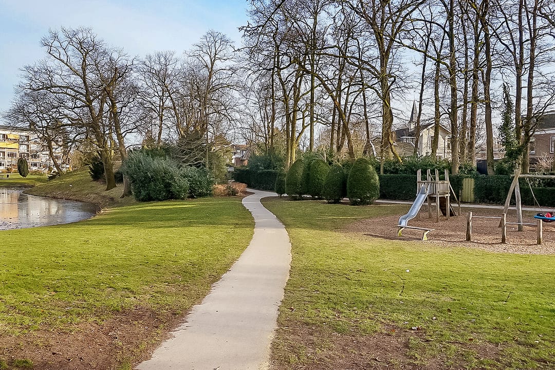 Foto 23 van Middellaan 1-C