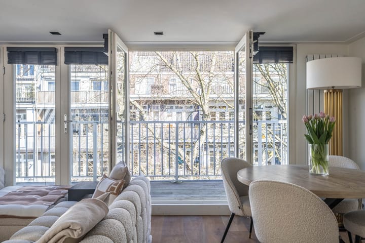 Foto 12 van Vogelenzangstraat 12-3