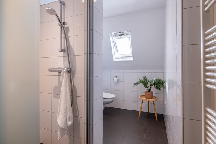 Photo 14 of Van der Helststraat 19