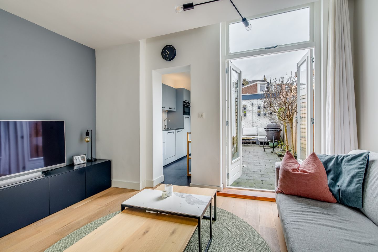 Foto 14 van Surinamestraat 31