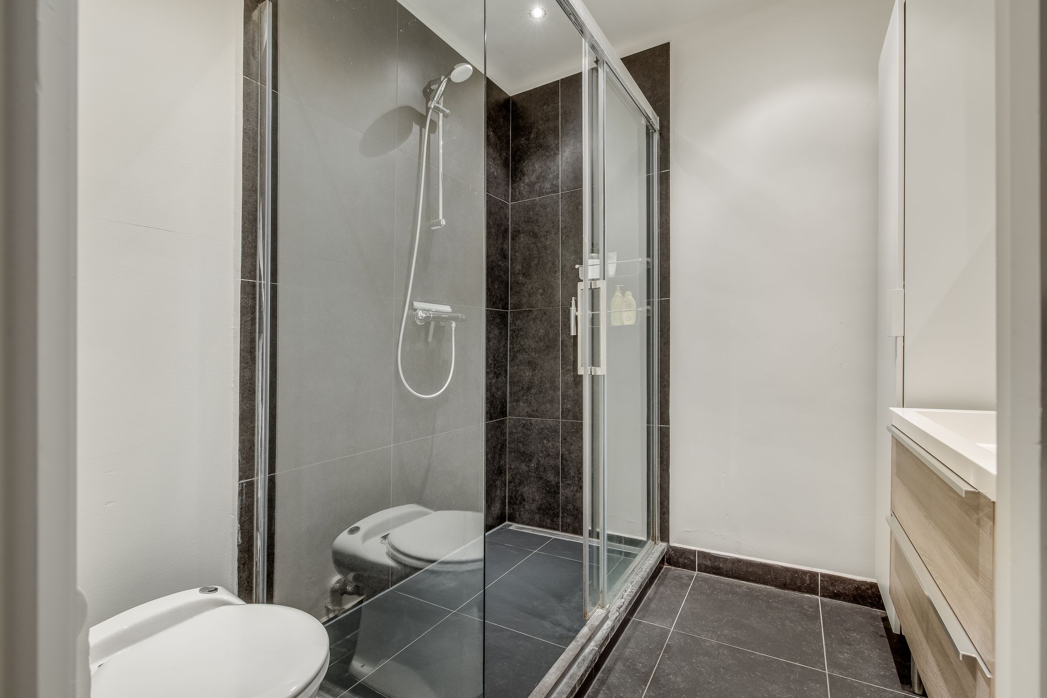 Foto 24 van Surinamestraat 31