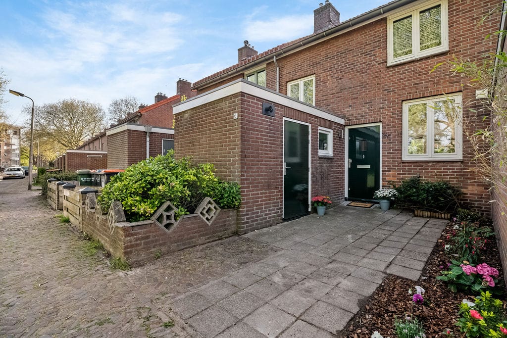 Foto 2 van Larixstraat 14