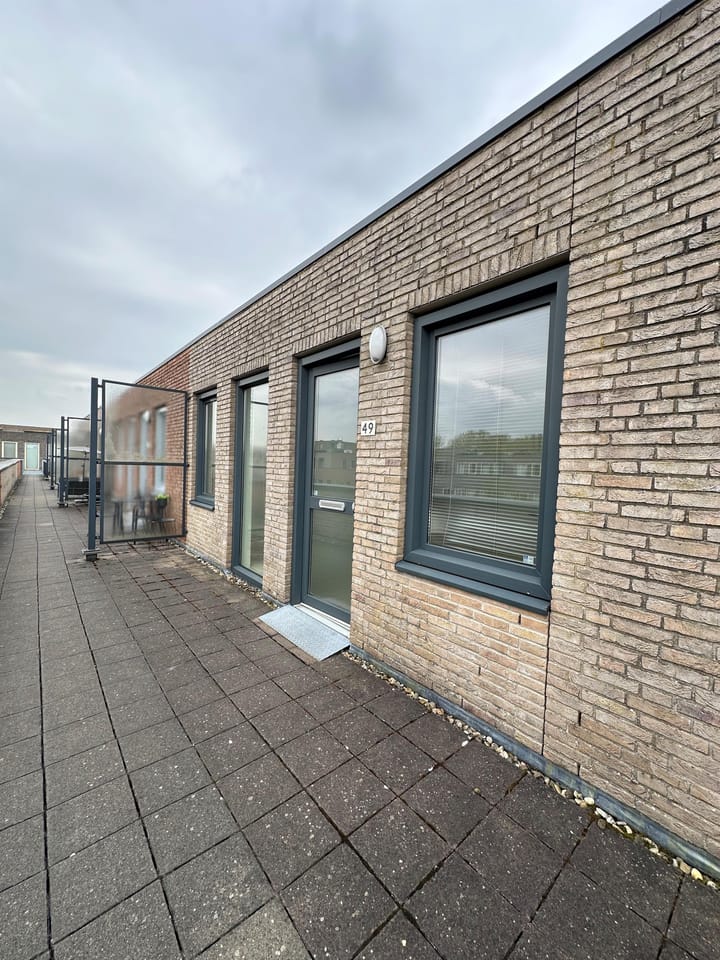 Photo 3 of Aalburgplein 49