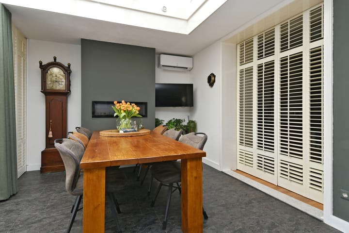 Photo 12 of Biest 17