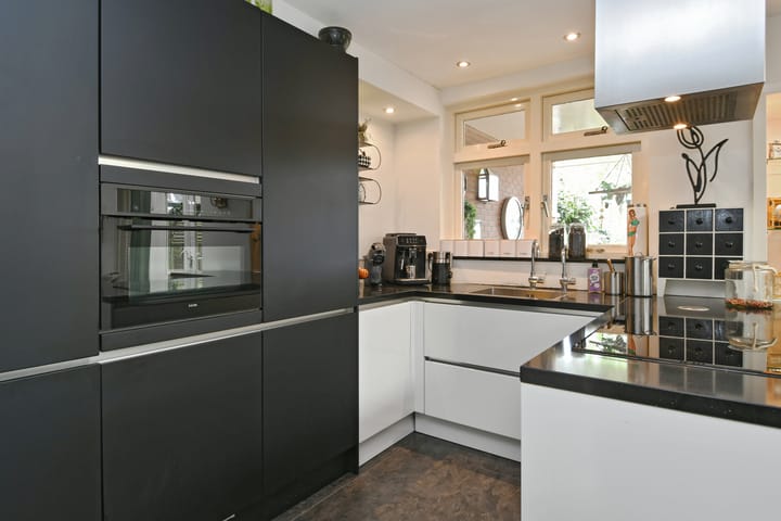 Photo 15 of Biest 17