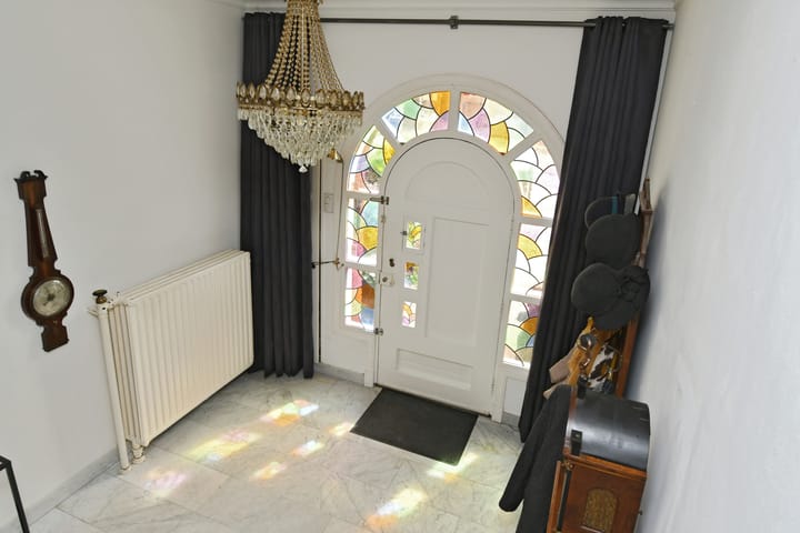 Photo 17 of Biest 17