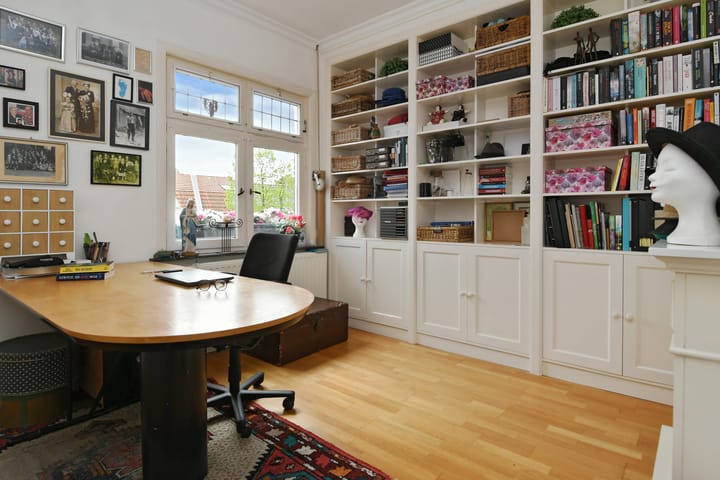 Photo 21 of Biest 17