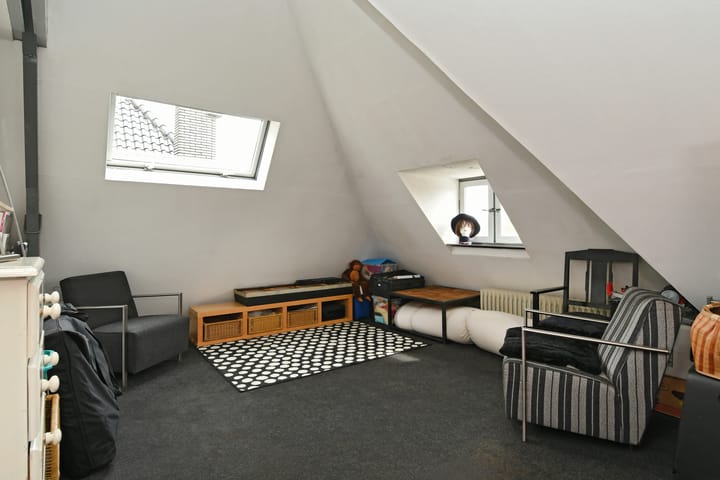 Photo 30 of Biest 17