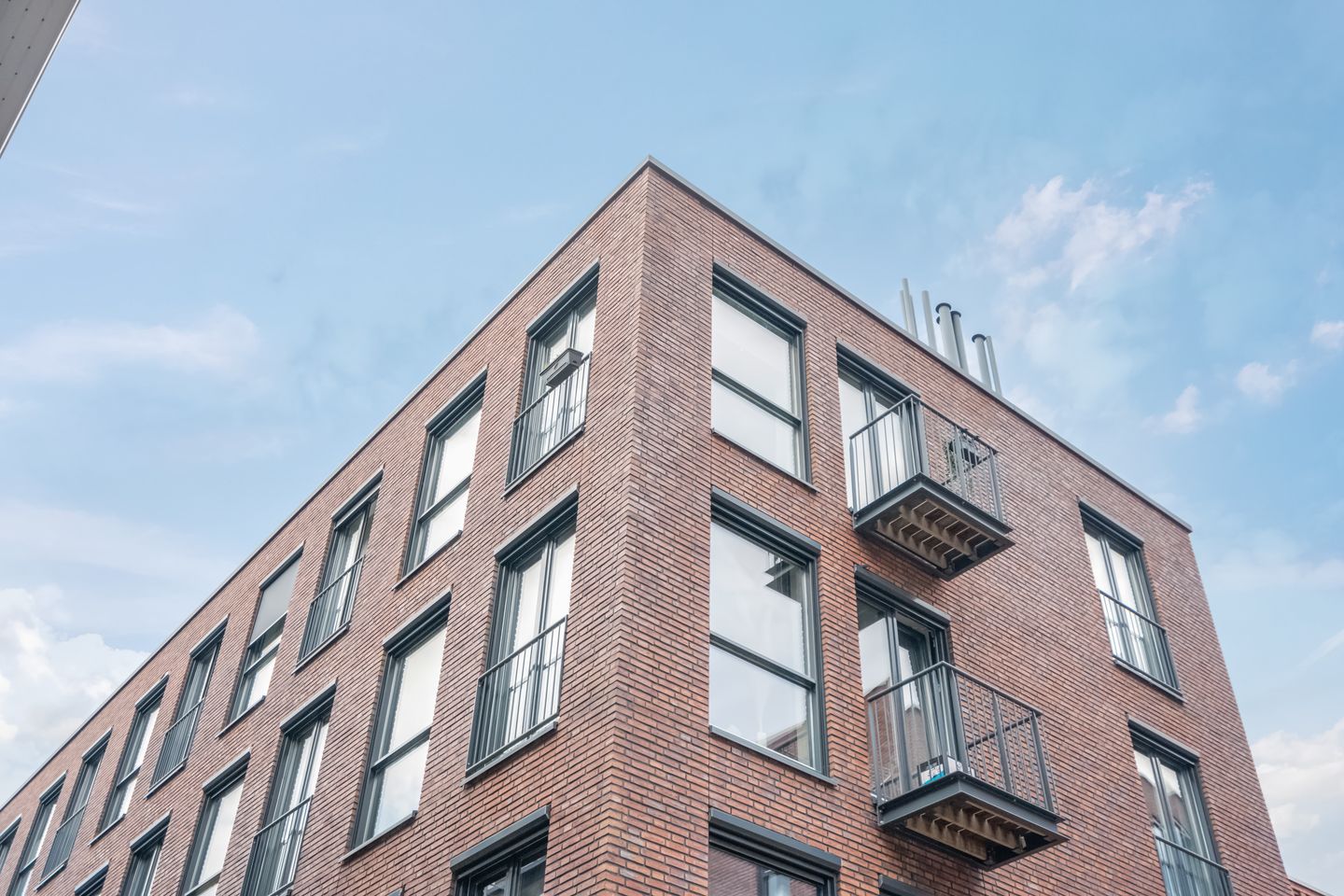 Photo 29 of Lissabonstraat 61