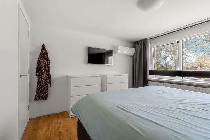 Foto 25 van Zonegge 14 13