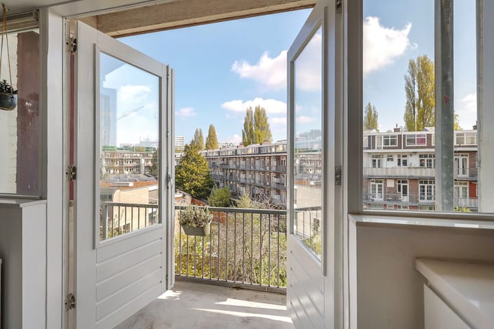 Photo 18 of Admiraal De Ruijterweg 386-3