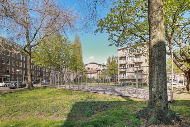 Photo 56 of Admiraal De Ruijterweg 386-3