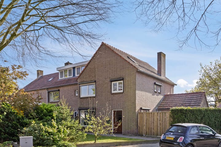 Foto 1 van Julianastraat 22