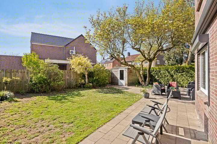 Foto 6 van Julianastraat 22