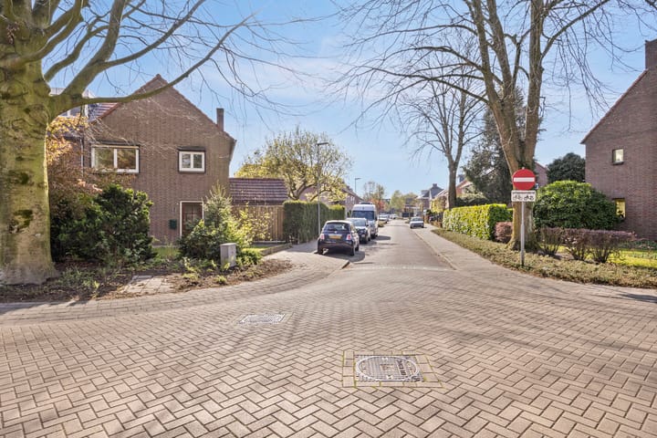 Foto 48 van Julianastraat 22