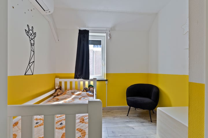 Photo 10 of Brugstraat 122