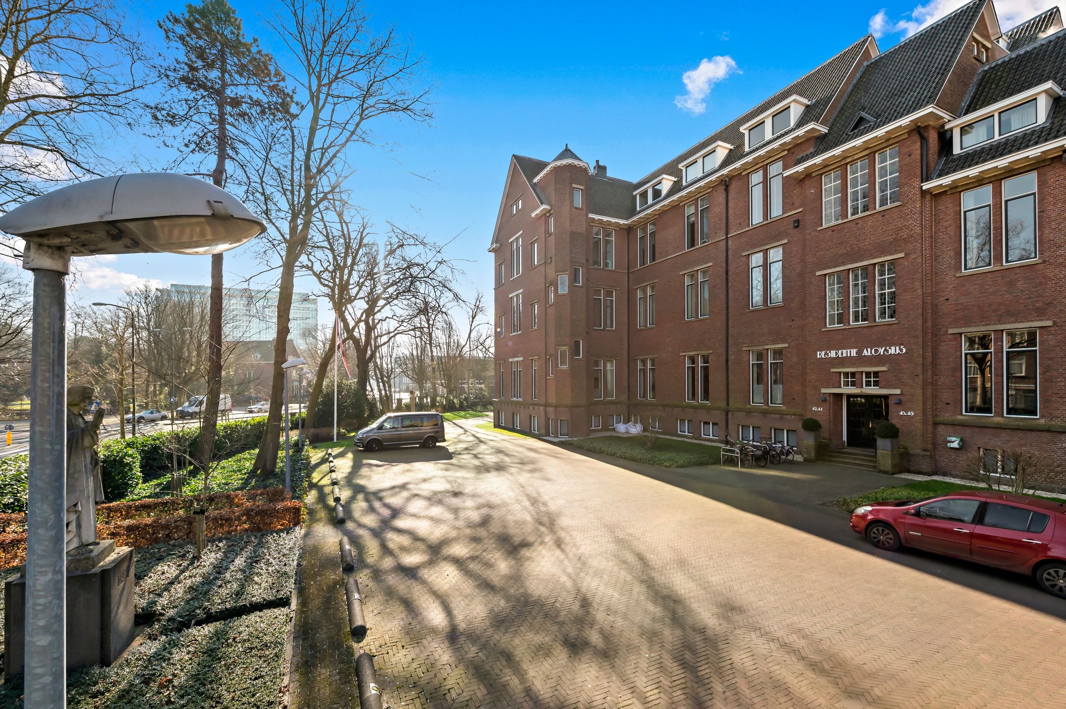 Foto 36 van Oostduinlaan 42-J