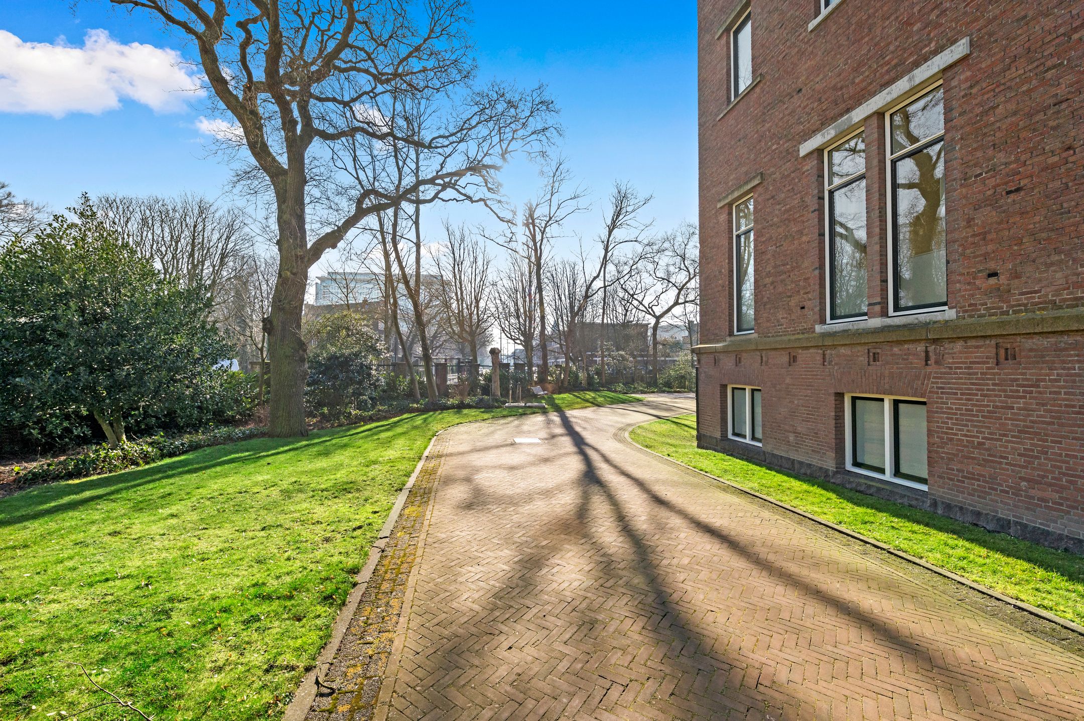 Foto 39 van Oostduinlaan 42-J