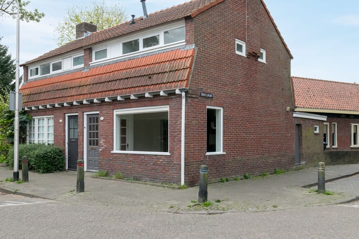 Foto 2 van Van der Aastraat 1