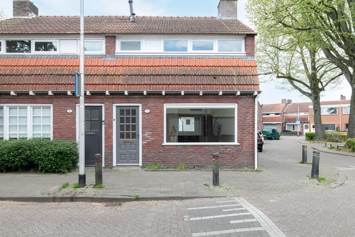 Foto 3 van Van der Aastraat 1