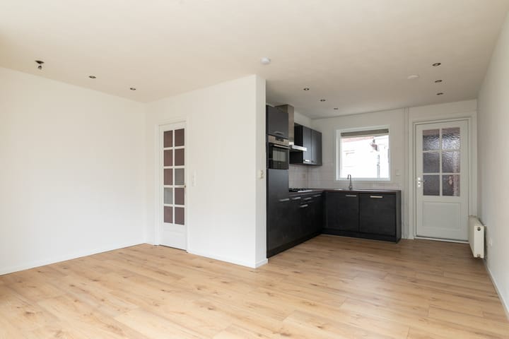 Foto 4 van Van der Aastraat 1