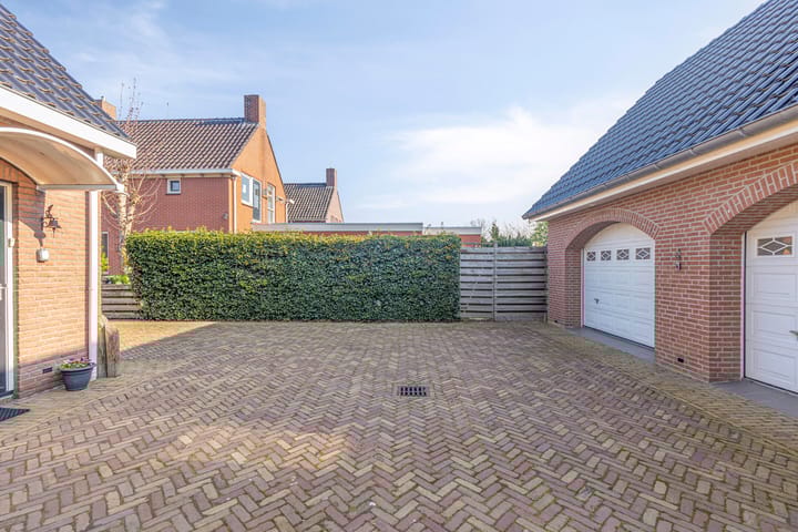 Foto 33 van Kerklaan 13