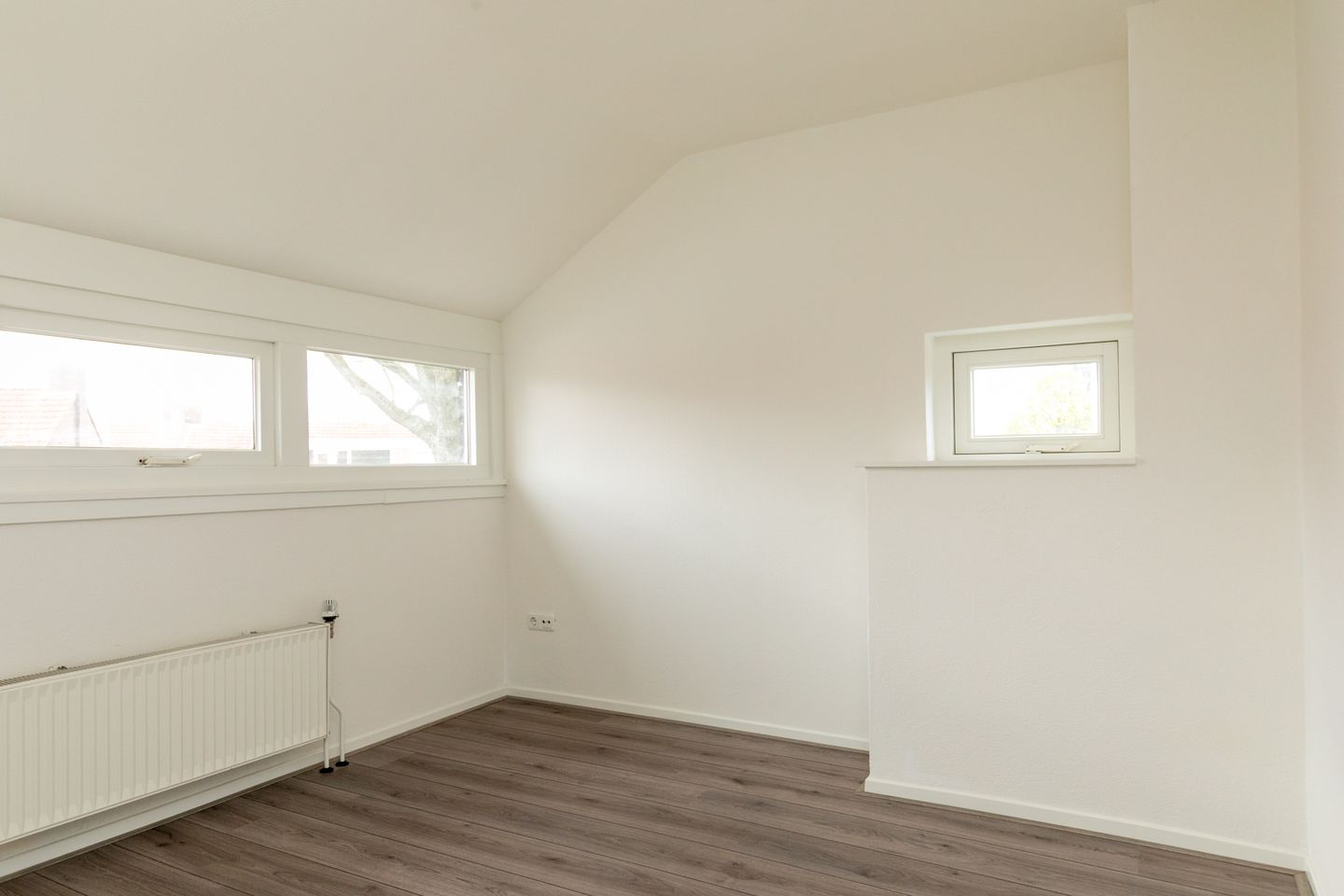 Foto 19 van Van der Aastraat 1