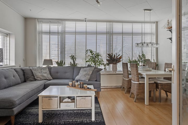 Foto 11 van Zwanebloemlaan 27