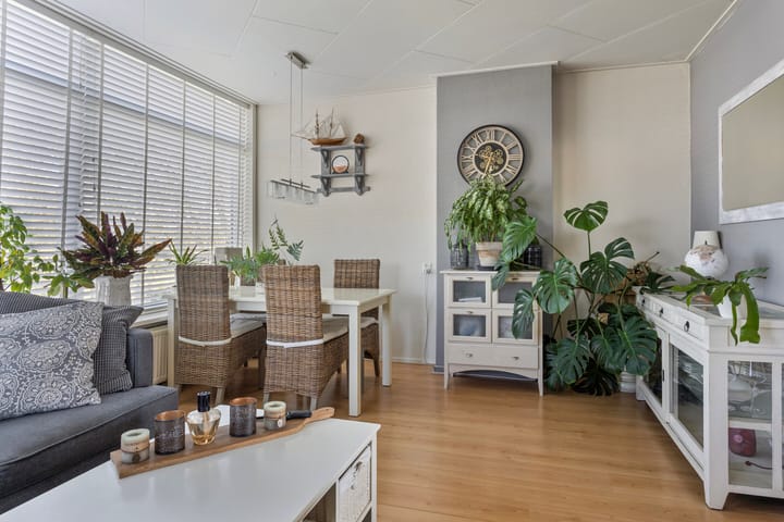 Foto 13 van Zwanebloemlaan 27