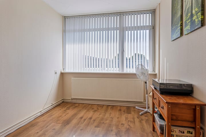 Foto 24 van Zwanebloemlaan 27