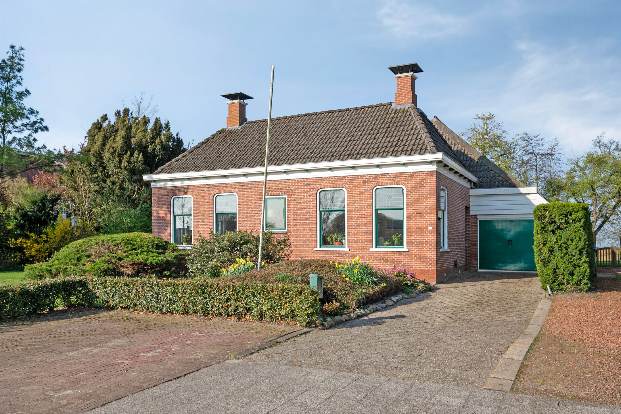 Photo 33 of Hoofdstraat 5