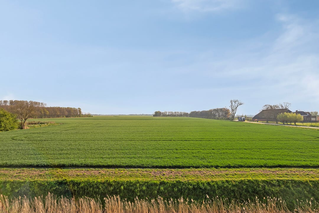 Photo 37 of Hoofdstraat 5