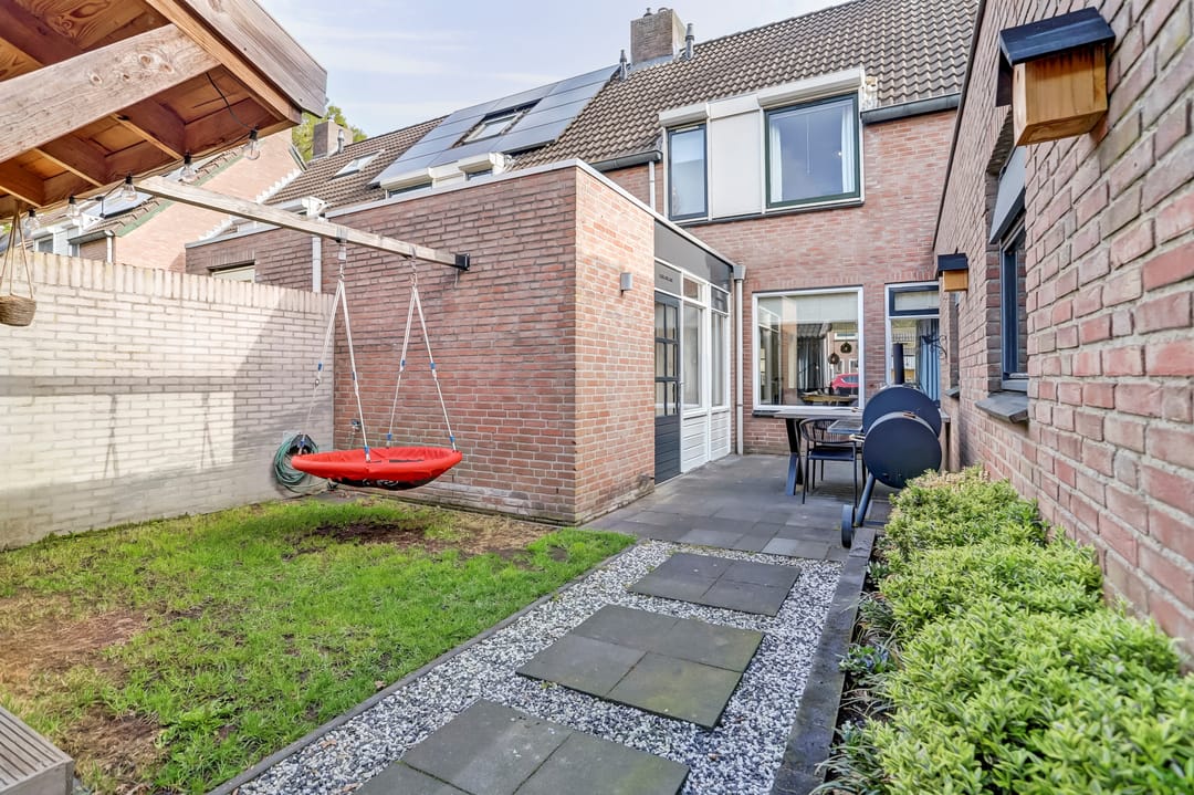 Photo 32 of Steenstraat 114