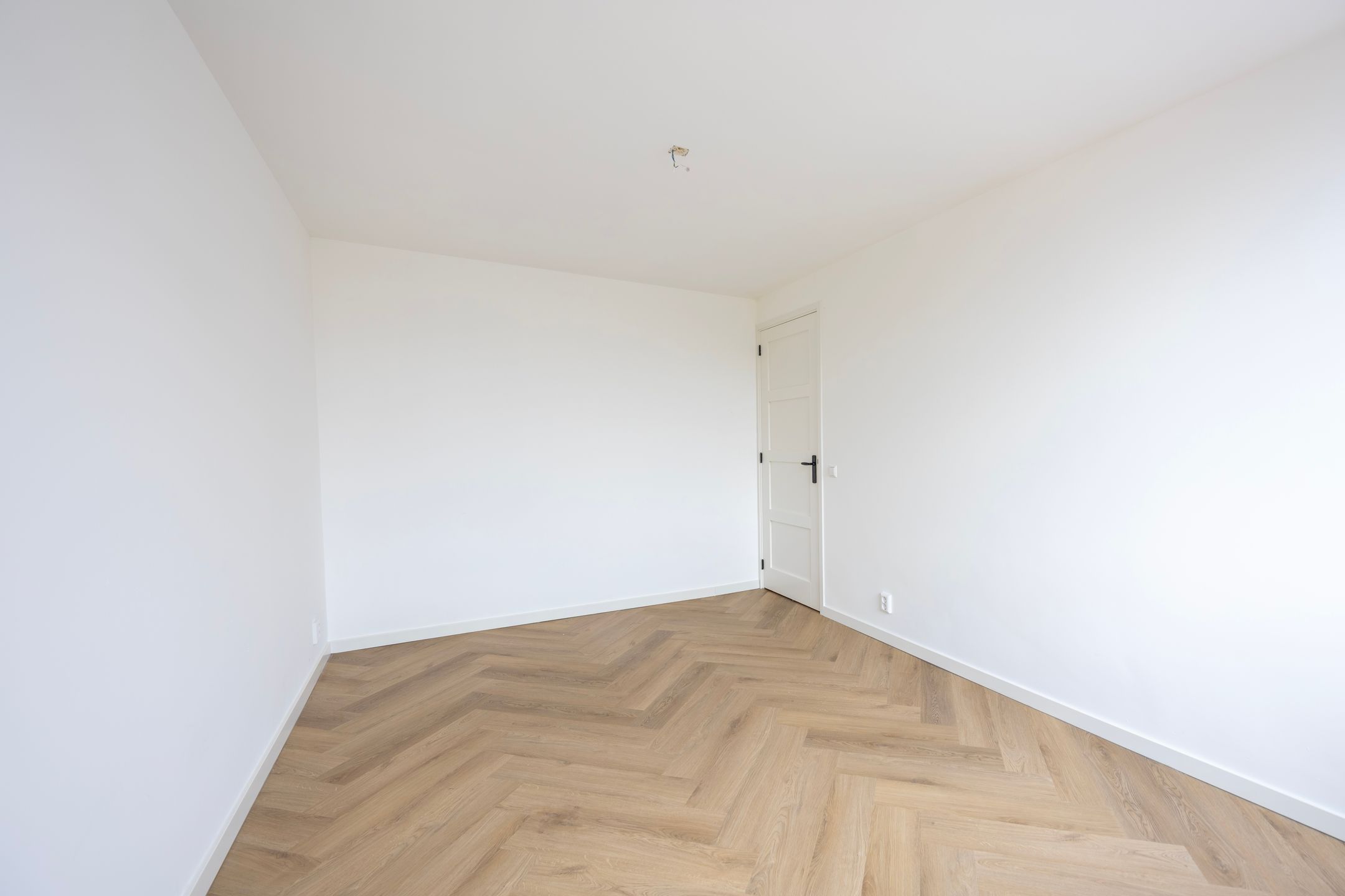 Photo 15 of Marnixstraat 10