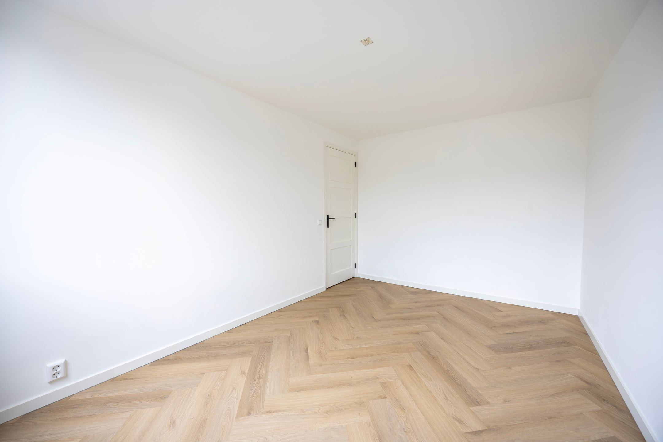 Photo 21 of Marnixstraat 10