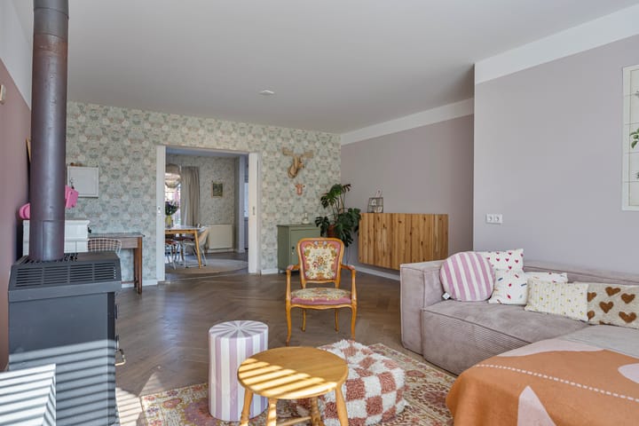 Foto 12 van Van Hogendorpstraat 4