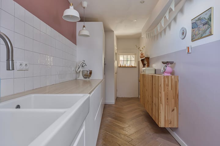 Foto 15 van Van Hogendorpstraat 4