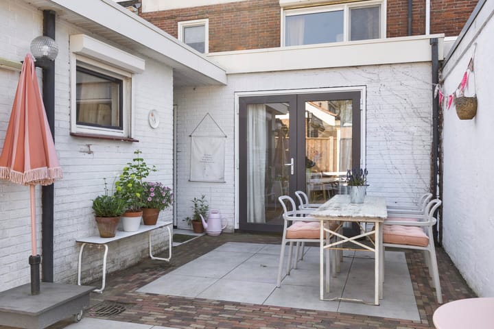 Foto 32 van Van Hogendorpstraat 4