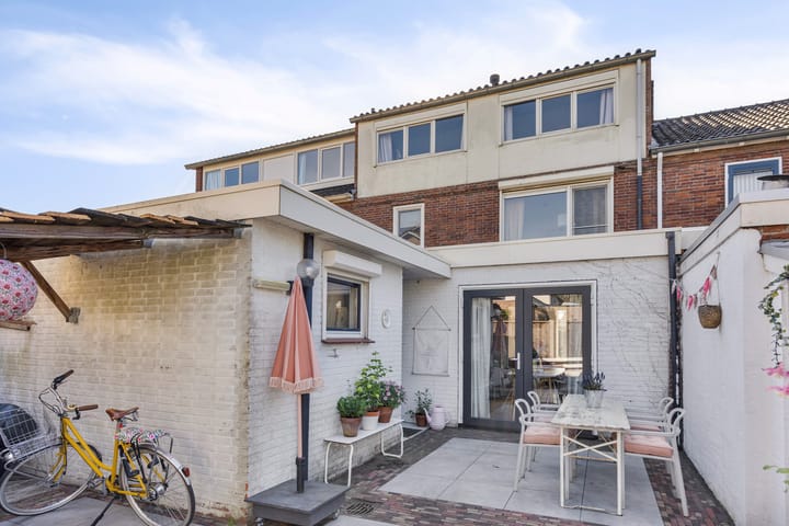 Foto 33 van Van Hogendorpstraat 4