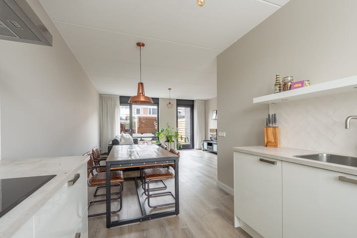 Foto 16 van Zijdehoenderlaan 80