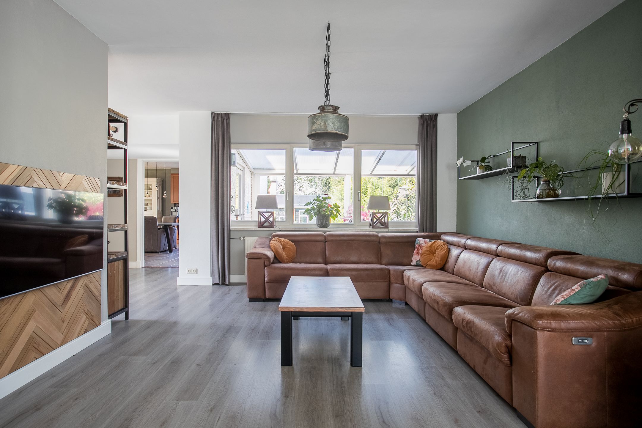 Foto 12 van Industriestraat 1