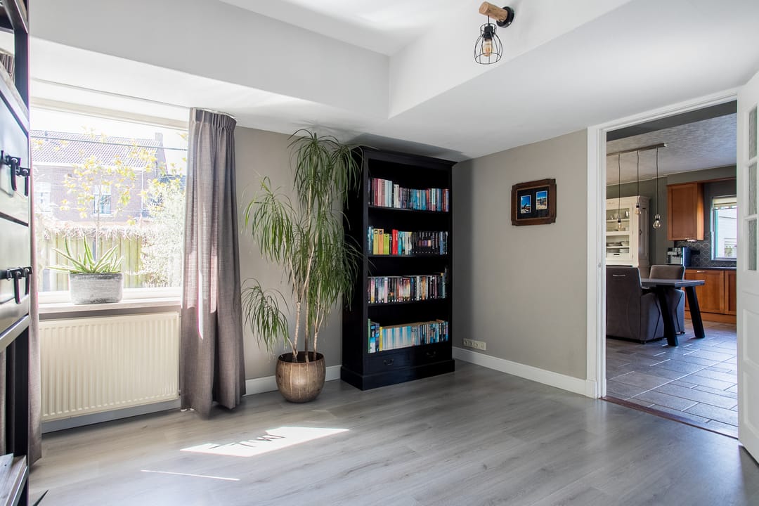 Foto 13 van Industriestraat 1