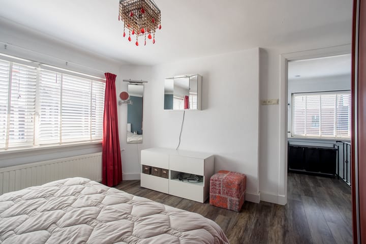 Foto 36 van Industriestraat 1